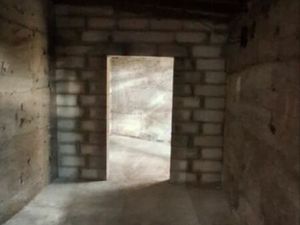 Terrain de 130m2 avec hangar de 27m2