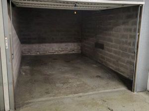 Garage à vendre nice