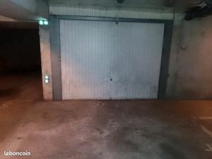 Garage fermé