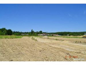 Terrain 822 m² Les Issards
