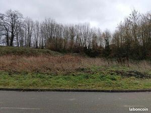 Terrain 3 746 m² Caumont