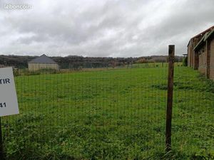 Terrain 850 m² Commenchon
