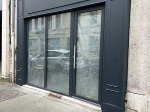 Local commercial hyper centre