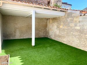 Charmante petite maison rénovée – plein centre de Cognac