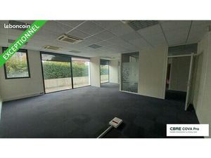 Bureaux 213 m²