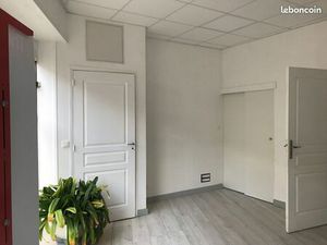 Local commercial 53 m² REUGNY