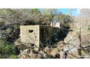 Ancien moulin à réhabiliter – 11 660 m² de nature à Sanilhac (07110 – Ardèche)