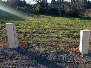 Terrain constructible de 734 m2 Couffoulens