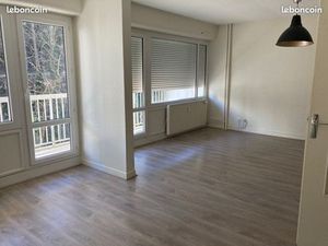 Logement T5 - A visiter - Proche Tramway