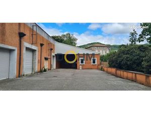 Inconnu 987 m² Thueyts