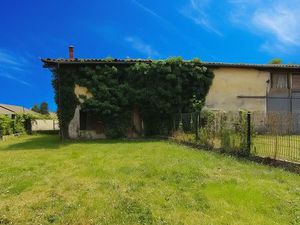 Bâtiment 136m² sur 300m² Le Pian Médoc 90 000