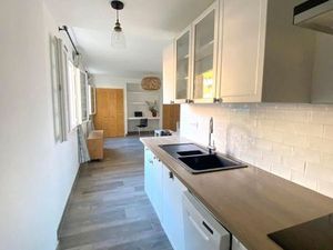 T1 40m2 refait a neuf + garage sécurisé