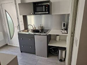 Location appartement 2 pièces 29 m² à Villeurbanne (69100)