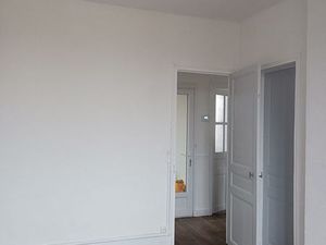 Logement varennes vauzelle avec jardin privée