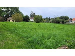 Terrain constructible à Brantome