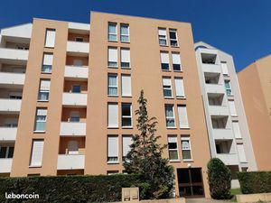 Grand studio rue des ribottees