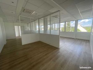 Bureaux 171 m²