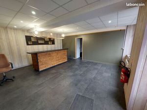 Local centre ville ERNEE -70m2 - 500