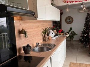 Bel appartement de 100 m2 en duplex avec vue mer au centre ville