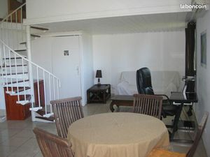 Meublé à Etang Salé les hauts