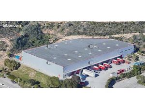 Local logistique 5 398 m²