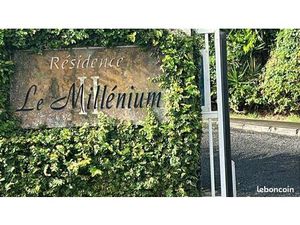 Vends places de parking Bas du fort