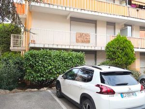 Appt F2 + garage / cave / piscine