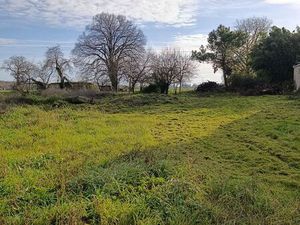 ? Rare : Terrain constructible de 1 792 m² à Rou-Marson