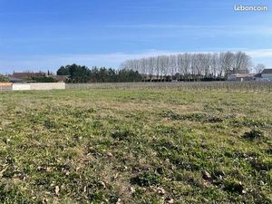 Terrain 900 m² Saint Morillon
