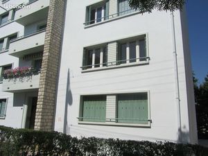 A vendre T3 55 m² Dijon état neuf  meublé  quartier fac