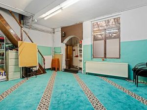Bien professionnel à vendre à Antwerpen € 395.000 (LIZIY) - Immoderna | Zimmo