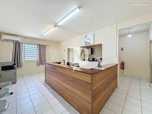 Local 35 m² Cayenne
