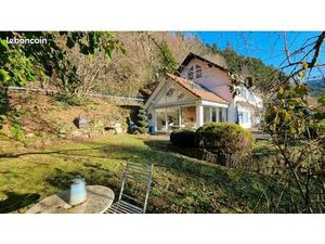 Maison 7 pièces 220 m²