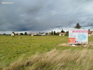 Terrain 807 m² Surville