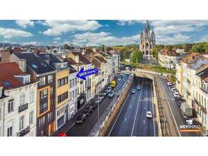 Immeuble de rapport avec entrepôt – idéal investisseur