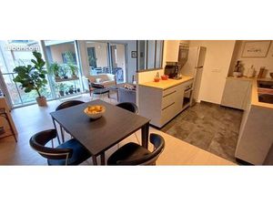 Appartement T3 récent  état neuf  Angers Centre  avec Parking