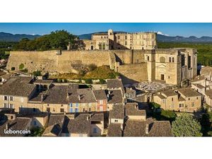 Local tous commerces Emplacement 1