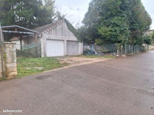 Vends terrain constructible