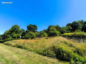 Terrain 3041 m² Saint-Germain-de-Pasquier