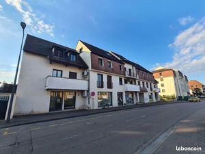Local 128 m² Beaune
