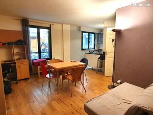 Studio meublé PARIS 10ème