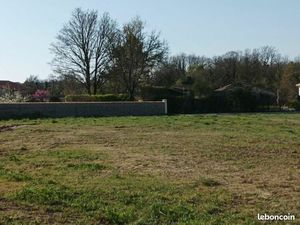 Terrain 430 m² Soyaux