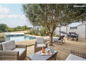 Maison 6 pièces piscine et spa