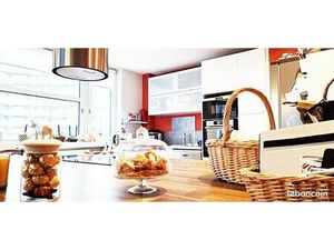 Lumineux T5 3ch 2 balcons Charles III