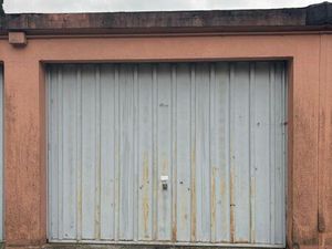 Garage fermé 17 5 m² – Fontanil-Cornillon