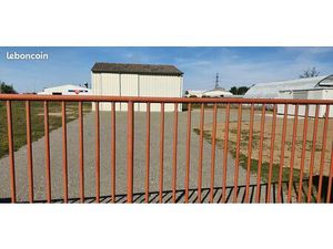 A Louer Local d'activité BEAUMONT EN VERON