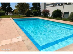 A vendre par particulier 2 pièces 44m^2 entièrement rénové