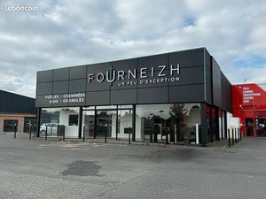Boutique 280 m² LANGUEUX