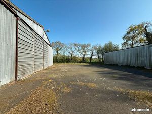 Entrepôt 900 m² LAMBALLE ARMOR
