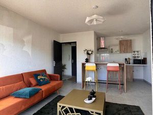 Appartement T2  parking et terrasse